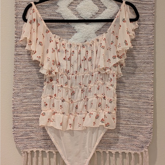 Free People Floral Ruffle body Suit- Cream - Picture 2 of 5